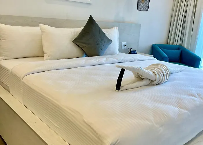 The Watermark Hotel 4*