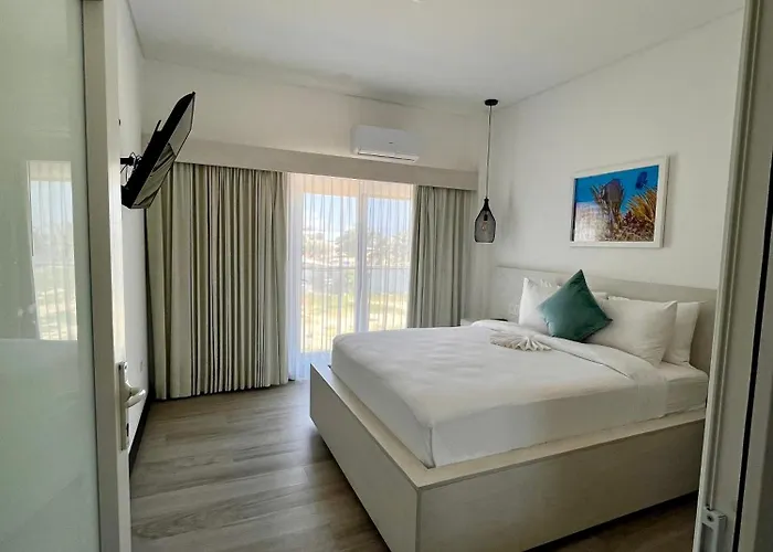 The Watermark Hotel 4*