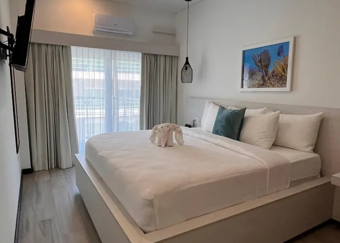 The Watermark Hotel 4*