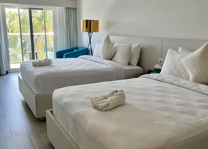 The Watermark Hotel 4*