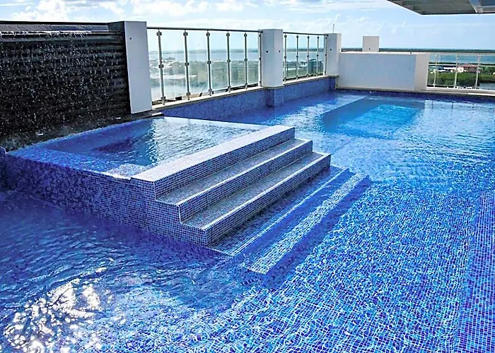 The Watermark Hotel 4*